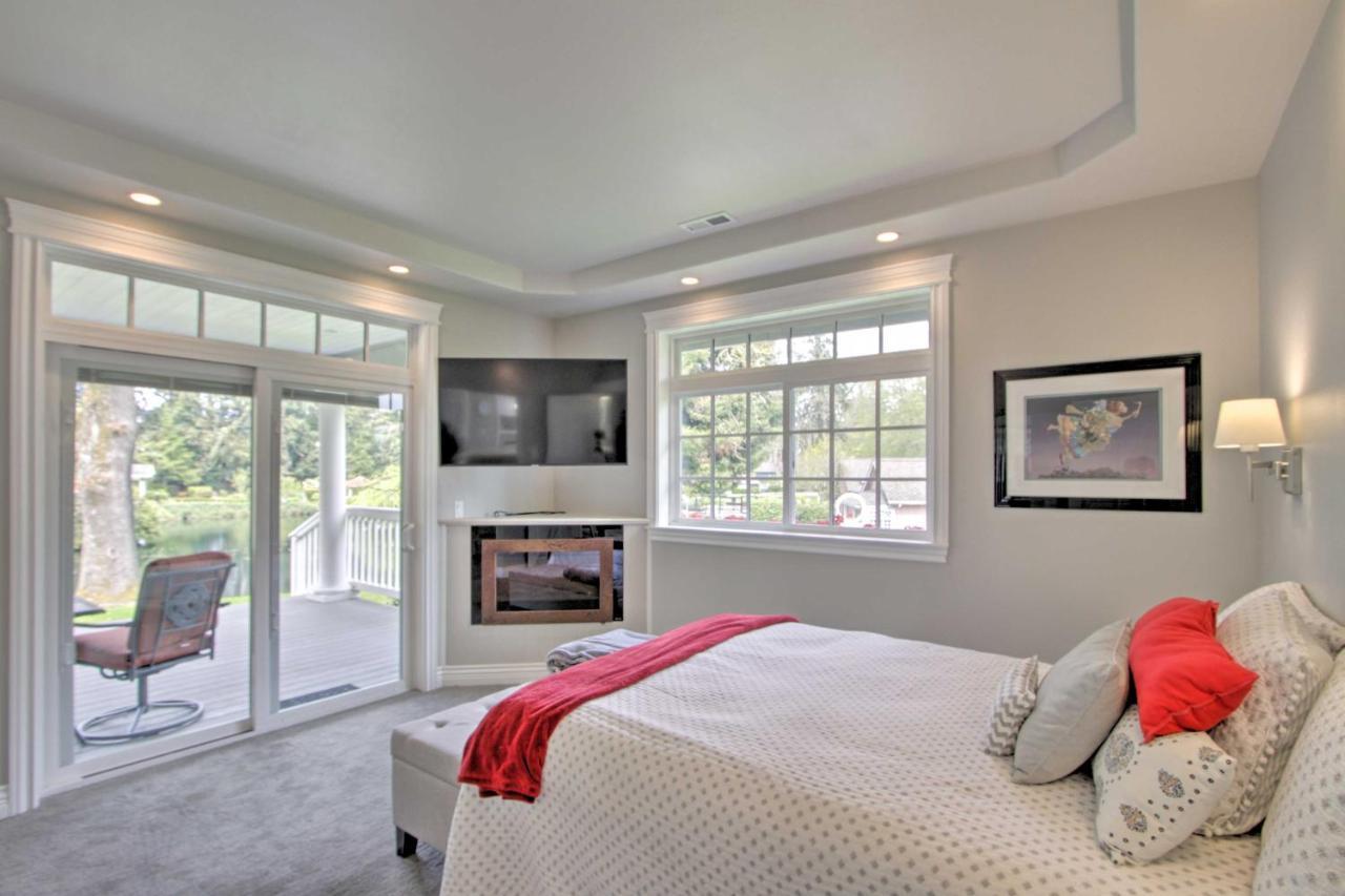 Contemporary Tacoma Cottage With Deck And Pond! ภายนอก รูปภาพ